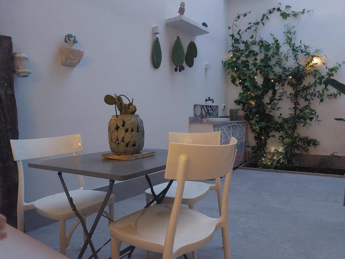 Mimar Casa Vacanze Charme Ed Eleganza Maruggio Exteriér fotografie